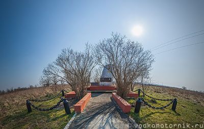 Памятник погибшему экипажу МиГ-23УБ, п.Владимирово 3D тур