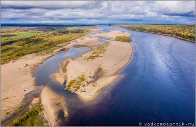 Золотые песчаные пляжи на реке Северная Двина