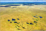 Озера на болоте Целау - аэросъемка