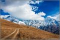 Полевая дорога в горах Сванетии