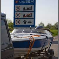 Проехали с катером Словакию. Венгрия.