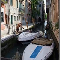 Наши катера на швартовке. Италия, на катере по Венеции.