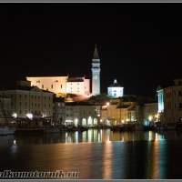 Ночной город. Катер - Словения Пиран,Piran.