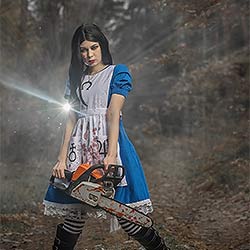 Alice: Madness Returns с бензопилой фотограф Калининград