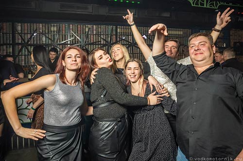 Фотосессия в ночном клубе Калининград Piano bar фотограф
